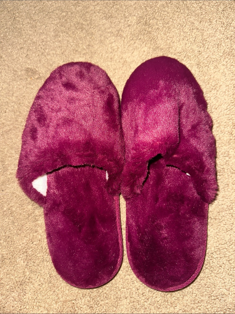 Plush Women's Slip-On Slippers in Deep Berry